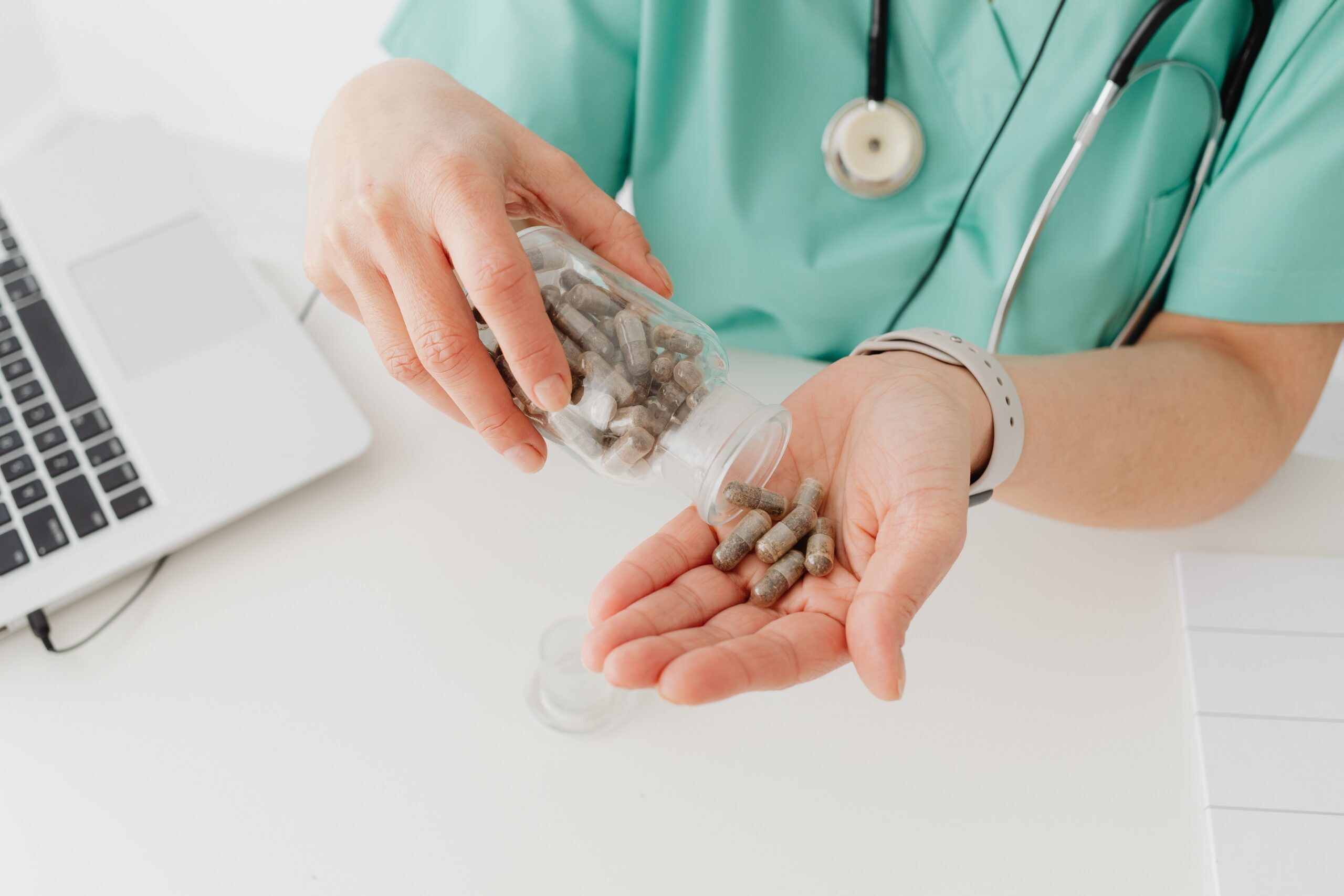 Can You Take Pharmacy Prerequisites Online? (Accreditation)