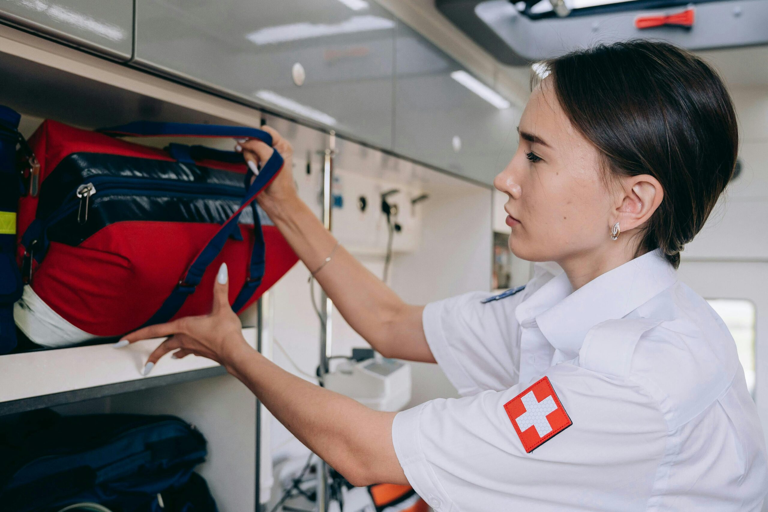 Emergency medicine physician jobs