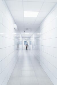 How Hospital Systems Pay for Employees to Become Medical Laboratory Scientists