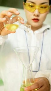 General Chemistry I & II with Lab for Vet School: The Complete Prerequisite Guide