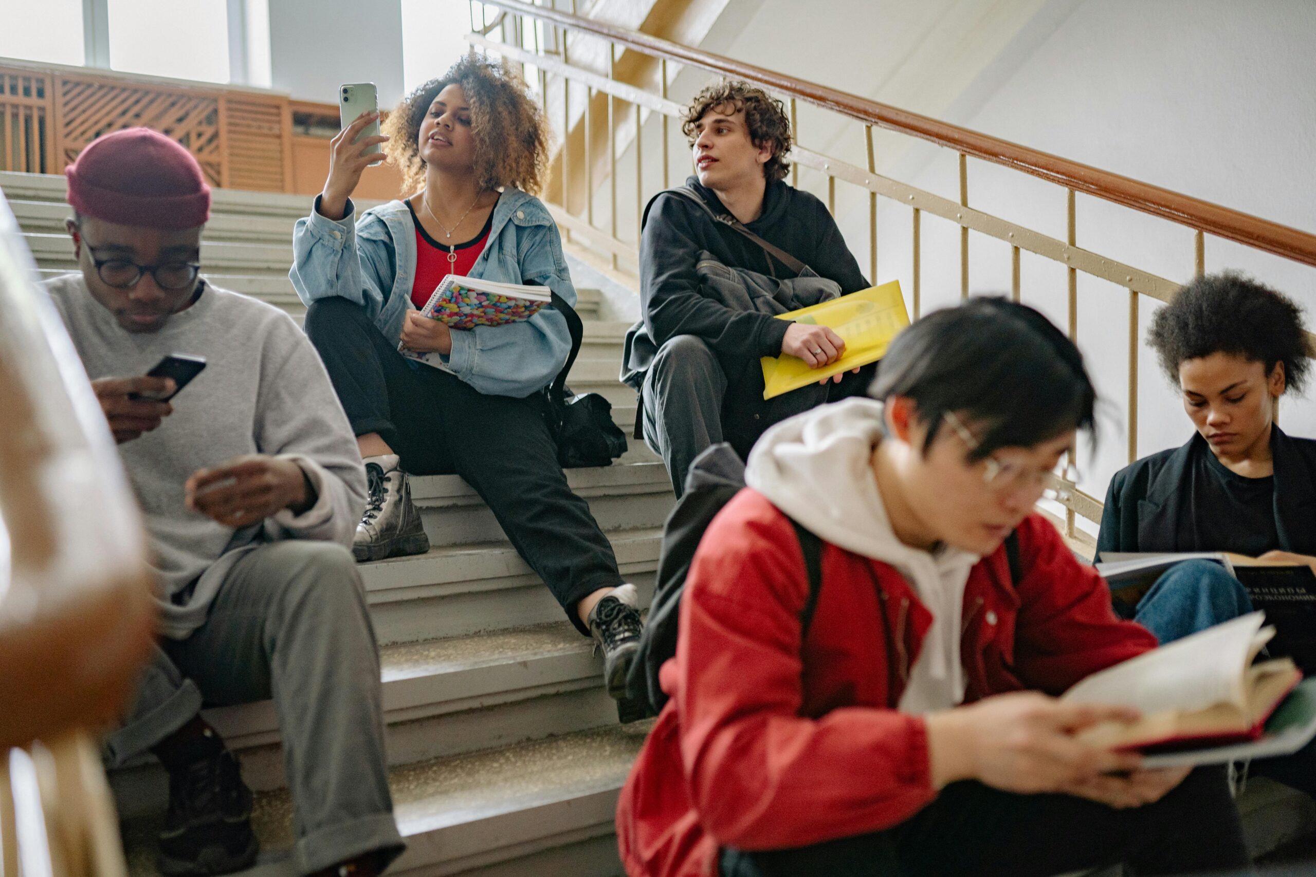 Community College vs. Online Prerequisites for Dental Hygiene